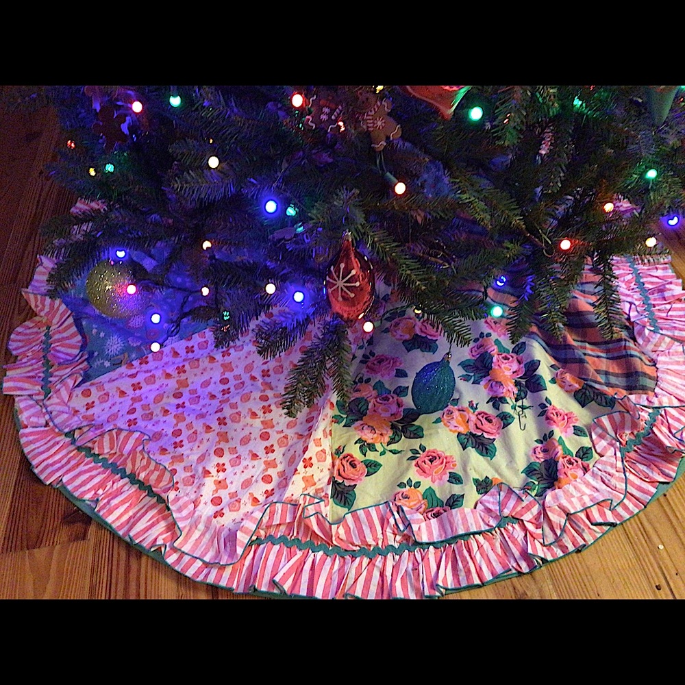 Matilda Jane Christmas tree skirt ruffles 30” holiday decor plaid floral NWT